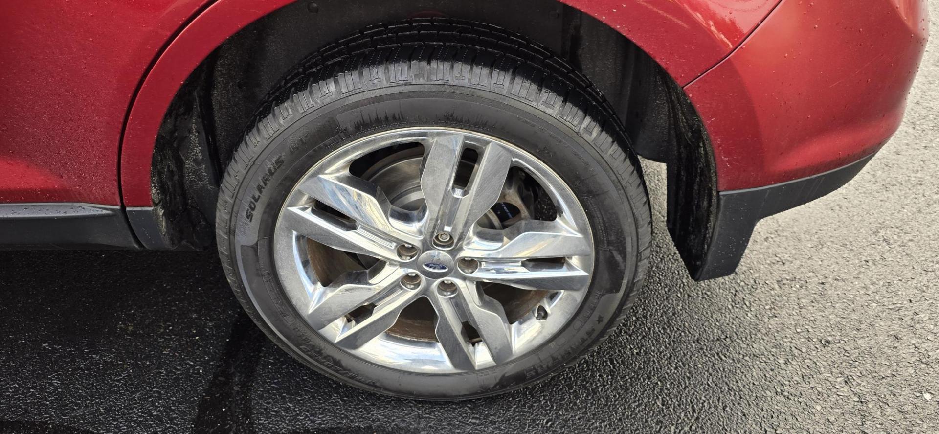 2013 Red /Black Leather Ford Edge SEL FWD (2FMDK3JC3DB) with an 3.5L V6 DOHC 24V engine, 6-Speed Automatic transmission, located at 1010 N White Horse Pike, Stratford, NJ, 08084, (856) 262-9500, 39.838921, -75.011497 - Photo#8