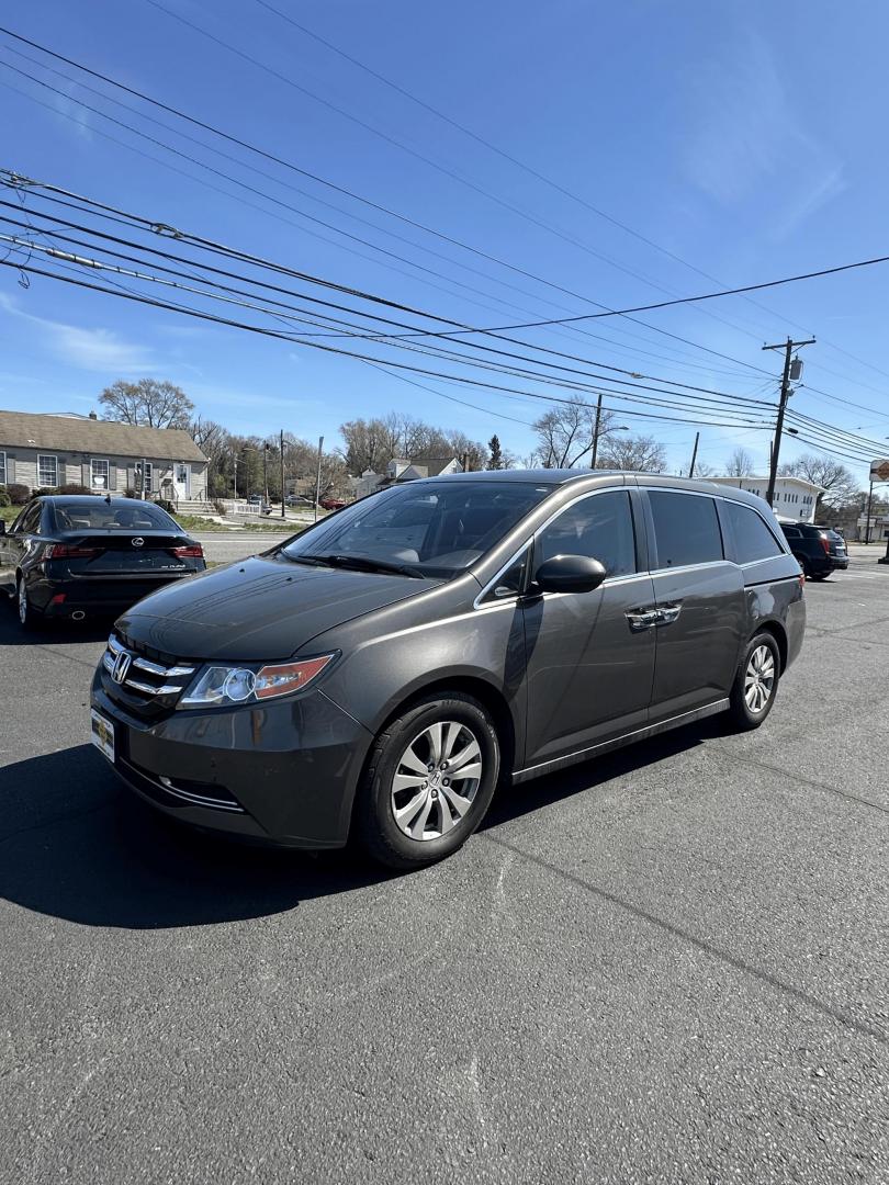 2016 Grey /Grey Honda Odyssey SE (5FNRL5H3XGB) with an 3.5L V6 SOHC 24V engine, 6A transmission, located at 1010 N White Horse Pike, Stratford, NJ, 08084, (856) 262-9500, 39.838921, -75.011497 - Photo#0