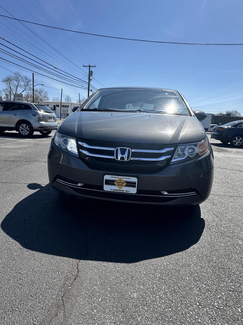 2016 Grey /Grey Honda Odyssey SE (5FNRL5H3XGB) with an 3.5L V6 SOHC 24V engine, 6A transmission, located at 1010 N White Horse Pike, Stratford, NJ, 08084, (856) 262-9500, 39.838921, -75.011497 - Photo#1