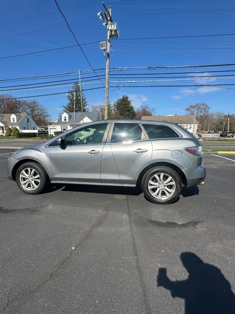 2010 Silver /Black Mazda CX-7 s Grand Touring (JM3ER2WLXA0) with an 2.3L L4 DOHC 16V TURBO engine, 6-Speed Automatic transmission, located at 1010 N White Horse Pike, Stratford, NJ, 08084, (856) 262-9500, 39.838921, -75.011497 - Photo#5