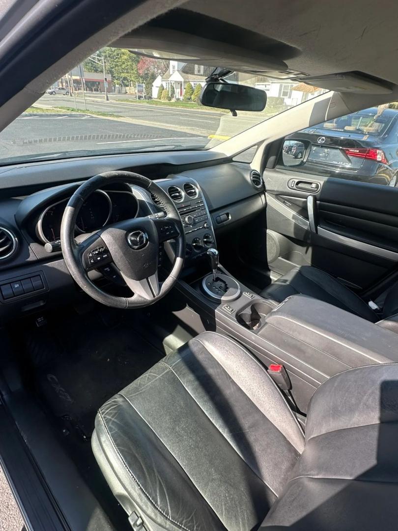 2010 Silver /Black Mazda CX-7 s Grand Touring (JM3ER2WLXA0) with an 2.3L L4 DOHC 16V TURBO engine, 6-Speed Automatic transmission, located at 1010 N White Horse Pike, Stratford, NJ, 08084, (856) 262-9500, 39.838921, -75.011497 - Photo#7