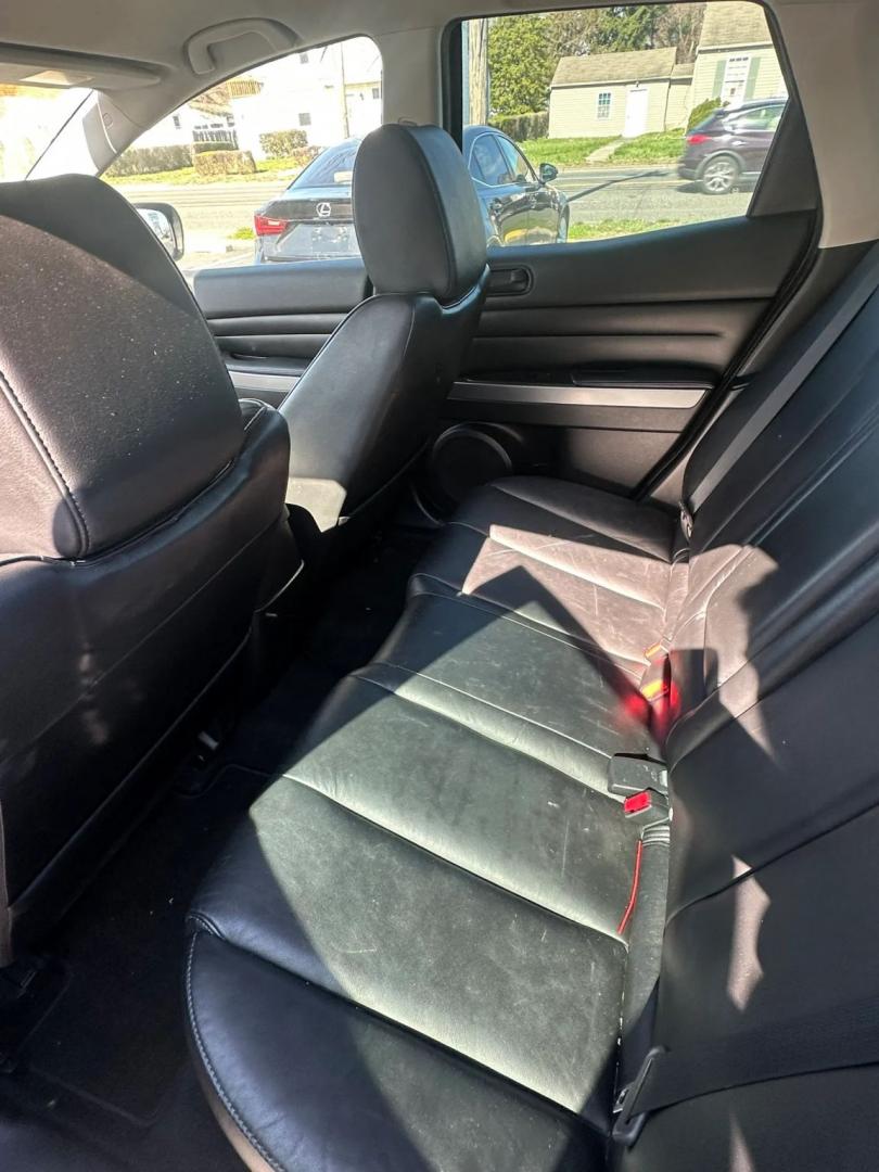 2010 Silver /Black Mazda CX-7 s Grand Touring (JM3ER2WLXA0) with an 2.3L L4 DOHC 16V TURBO engine, 6-Speed Automatic transmission, located at 1010 N White Horse Pike, Stratford, NJ, 08084, (856) 262-9500, 39.838921, -75.011497 - Photo#10