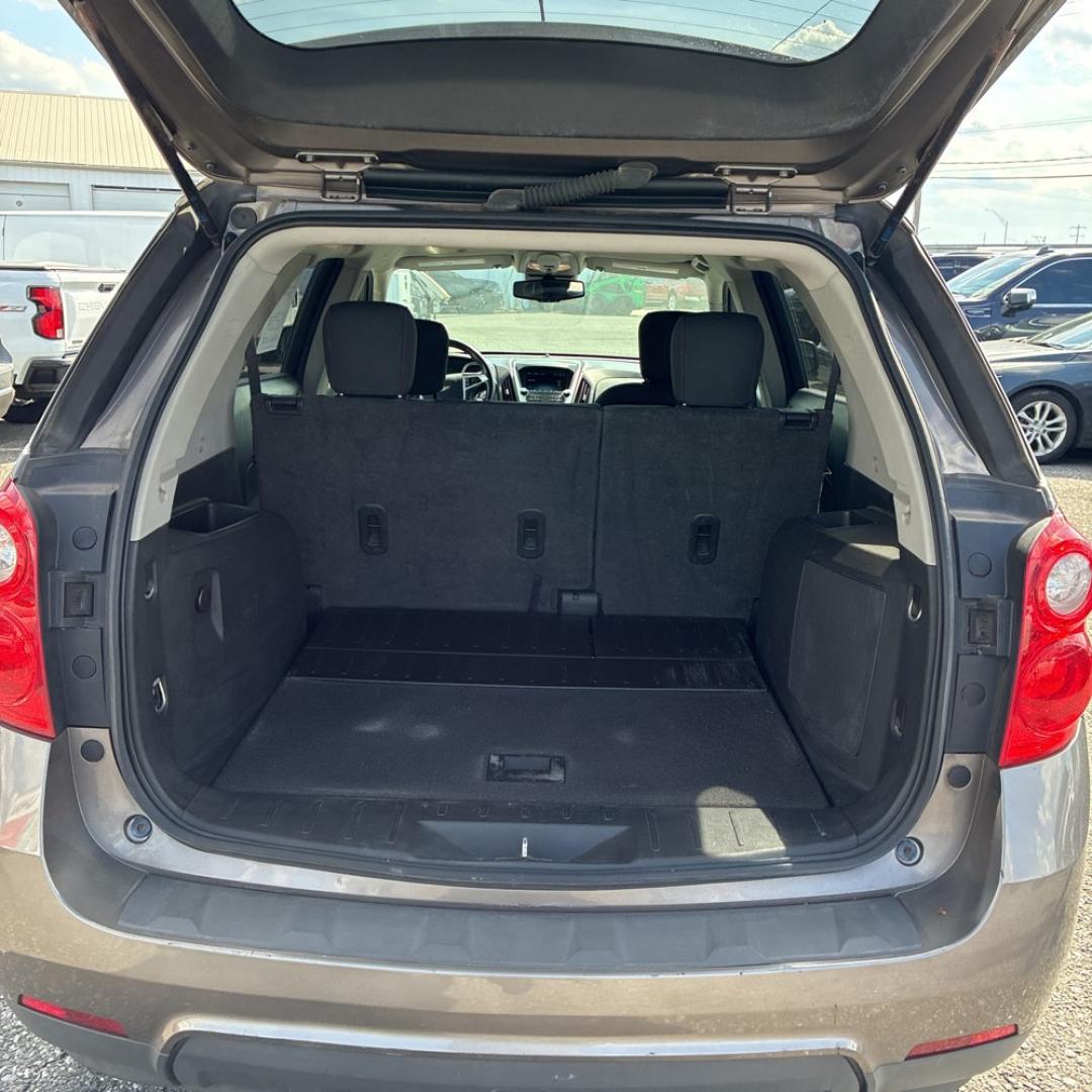 2012 Brown /Black Chevrolet Equinox 1LT AWD (2GNFLEEK8C6) with an 2.4L L4 DOHC 16V engine, 6-Speed Automatic transmission, located at 1010 N White Horse Pike, Stratford, NJ, 08084, (856) 262-9500, 39.838921, -75.011497 - Photo#10