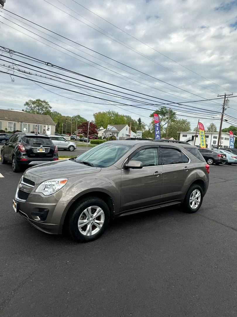 2011 Gold /Black Chevrolet Equinox 1LT 2WD (2CNALDECXB6) with an 2.4L L4 DOHC 16V engine, 6-Speed Automatic transmission, located at 1010 N White Horse Pike, Stratford, NJ, 08084, (856) 262-9500, 39.838921, -75.011497 - Photo#0