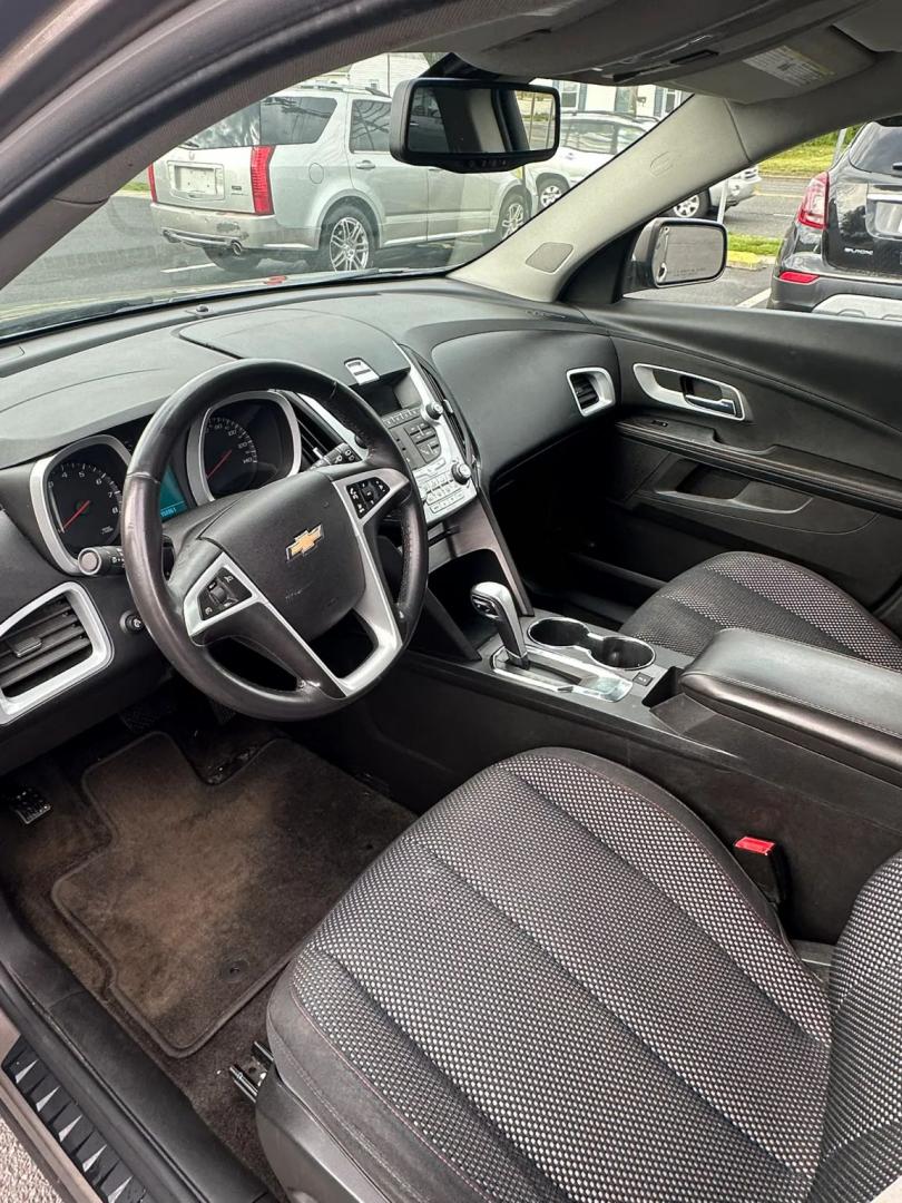 2011 Gold /Black Chevrolet Equinox 1LT 2WD (2CNALDECXB6) with an 2.4L L4 DOHC 16V engine, 6-Speed Automatic transmission, located at 1010 N White Horse Pike, Stratford, NJ, 08084, (856) 262-9500, 39.838921, -75.011497 - Photo#3