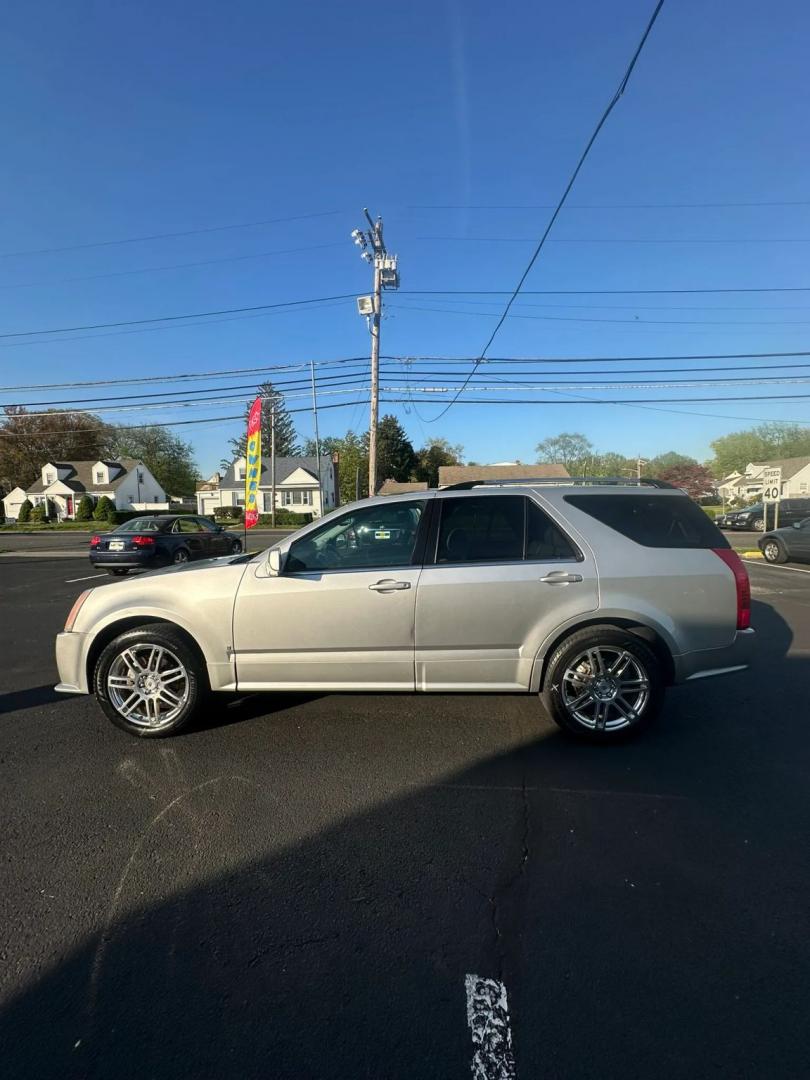 2008 Silver /Tan Cadillac SRX V6 AWD (1GYEE437880) with an 3.6L V6 OHV 24V engine, 5-Speed Automatic Overdrive transmission, located at 1010 N White Horse Pike, Stratford, NJ, 08084, (856) 262-9500, 39.838921, -75.011497 - Photo#6