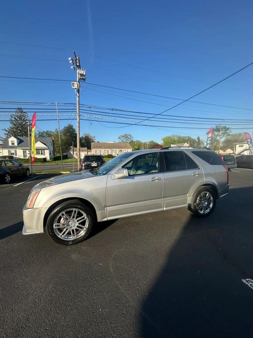 2008 Silver /Tan Cadillac SRX V6 AWD (1GYEE437880) with an 3.6L V6 OHV 24V engine, 5-Speed Automatic Overdrive transmission, located at 1010 N White Horse Pike, Stratford, NJ, 08084, (856) 262-9500, 39.838921, -75.011497 - Photo#7