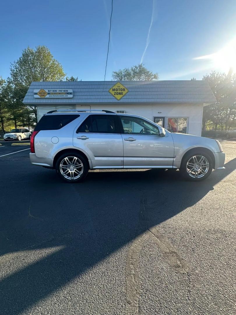 2008 Silver /Tan Cadillac SRX V6 AWD (1GYEE437880) with an 3.6L V6 OHV 24V engine, 5-Speed Automatic Overdrive transmission, located at 1010 N White Horse Pike, Stratford, NJ, 08084, (856) 262-9500, 39.838921, -75.011497 - Photo#11