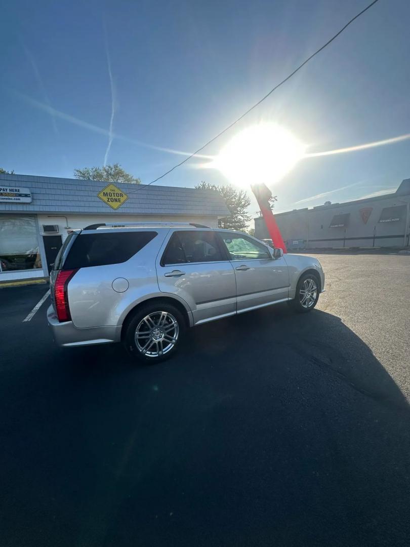 2008 Silver /Tan Cadillac SRX V6 AWD (1GYEE437880) with an 3.6L V6 OHV 24V engine, 5-Speed Automatic Overdrive transmission, located at 1010 N White Horse Pike, Stratford, NJ, 08084, (856) 262-9500, 39.838921, -75.011497 - Photo#12