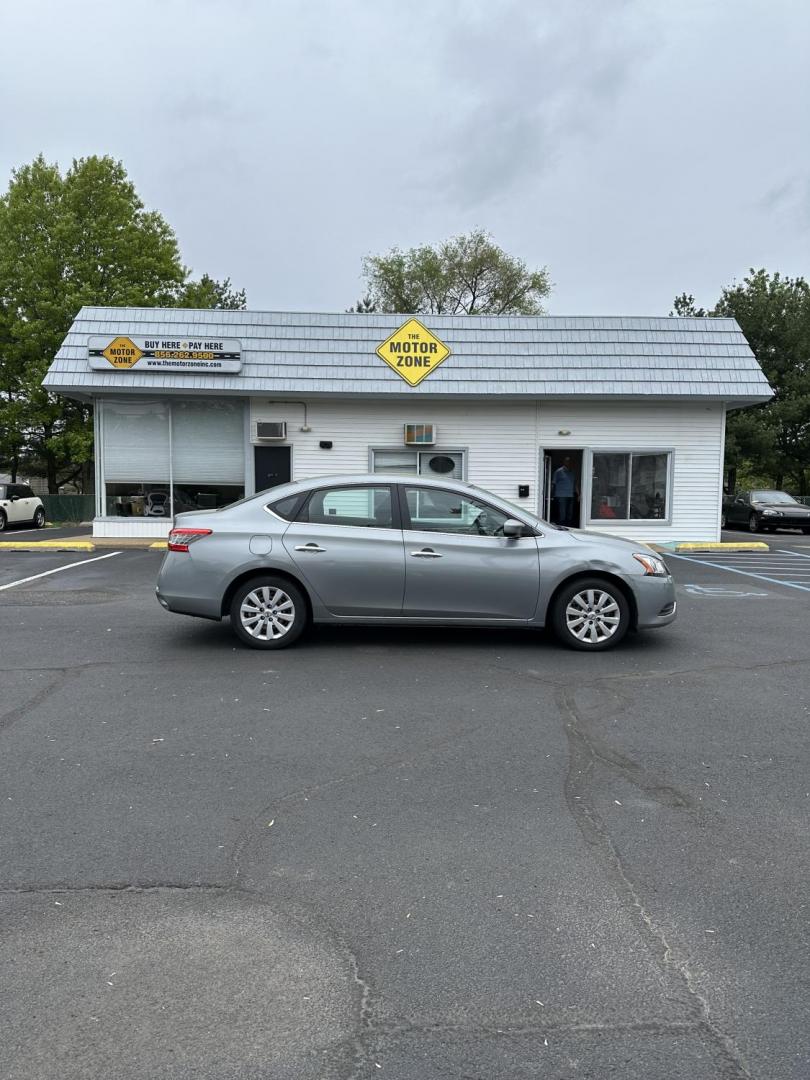 2014 Nissan Sentra S 6MT (3N1AB7AP2EY) with an 1.8L L4 SFI DOHC 16V engine, 6-Speed Manual transmission, located at 1010 N White Horse Pike, Stratford, NJ, 08084, (856) 262-9500, 39.838921, -75.011497 - Photo#5