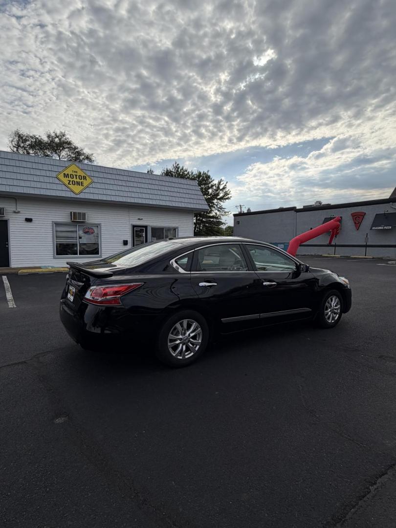 2015 Black /Tan Nissan Altima 2.5 S (1N4AL3AP6FN) with an 2.5L L4 DOHC 16V engine, Continuously Variable Transmission transmission, located at 1010 N White Horse Pike, Stratford, NJ, 08084, (856) 262-9500, 39.838921, -75.011497 - Photo#2