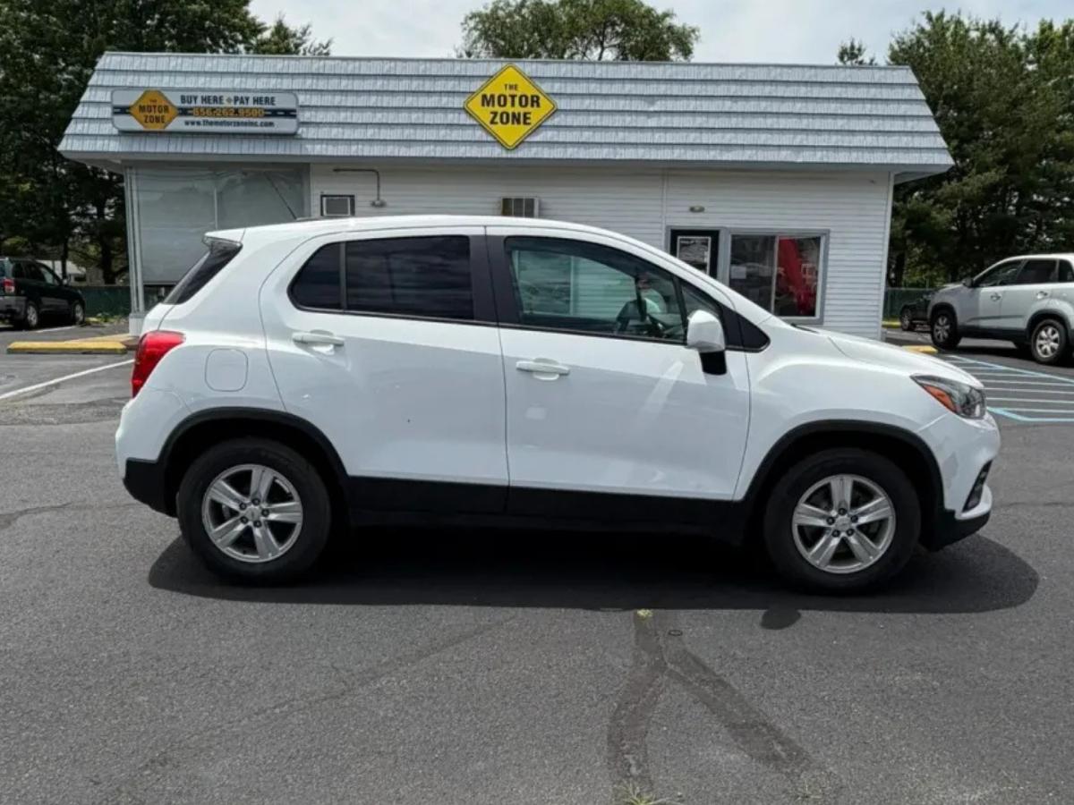 photo of 2020 Chevrolet Trax LS FWD