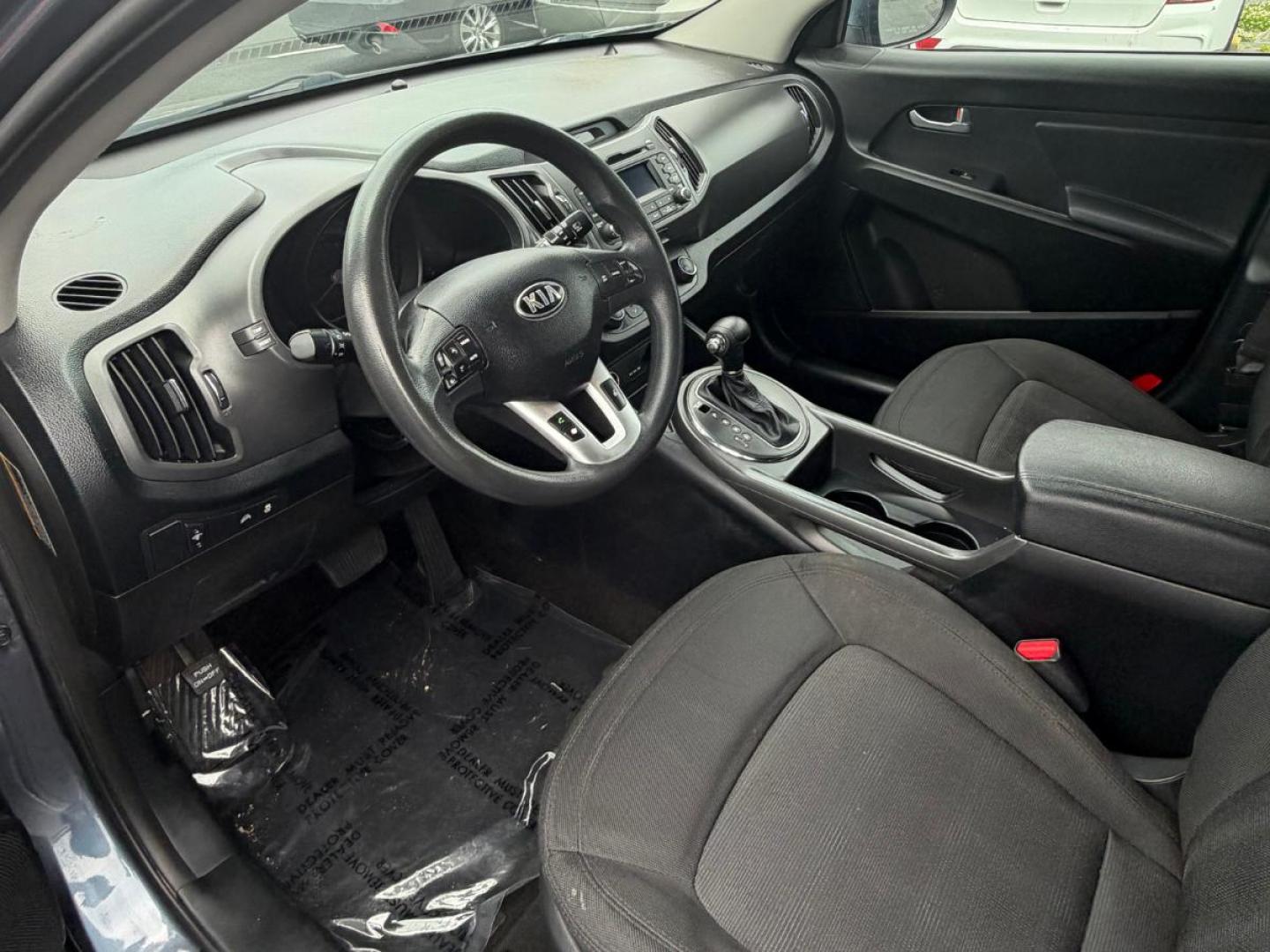 2013 Blue Kia Sportage LX FWD (KNDPB3A25D7) with an 2.4L V6 DOHC 24V engine, 6-Speed Automatic transmission, located at 1010 N White Horse Pike, Stratford, NJ, 08084, (856) 262-9500, 39.838921, -75.011497- Photo#8
