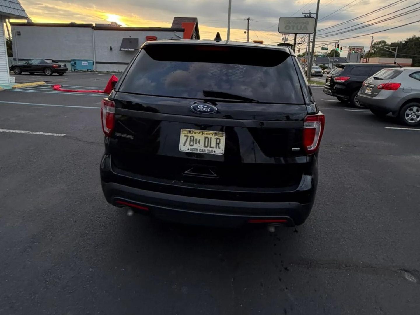 2017 Black /Black Ford Explorer Police 4WD (1FM5K8AR5HG) with an 3.7L V6 DOHC 24V engine, 6A transmission, located at 1010 N White Horse Pike, Stratford, NJ, 08084, (856) 262-9500, 39.838921, -75.011497 - Photo#5