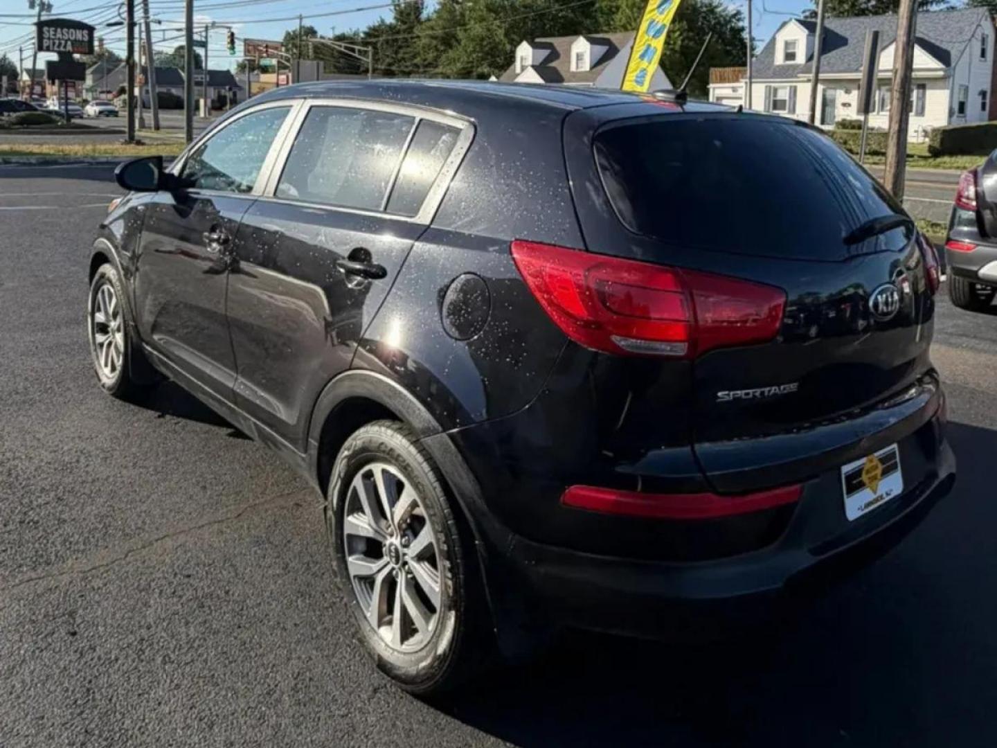 2016 Black /Black Kia Sportage LX AWD (KNDPBCAC1G7) with an 2.4L V6 DOHC 24V engine, 6-Speed Automatic transmission, located at 1010 N White Horse Pike, Stratford, NJ, 08084, (856) 262-9500, 39.838921, -75.011497- Photo#4