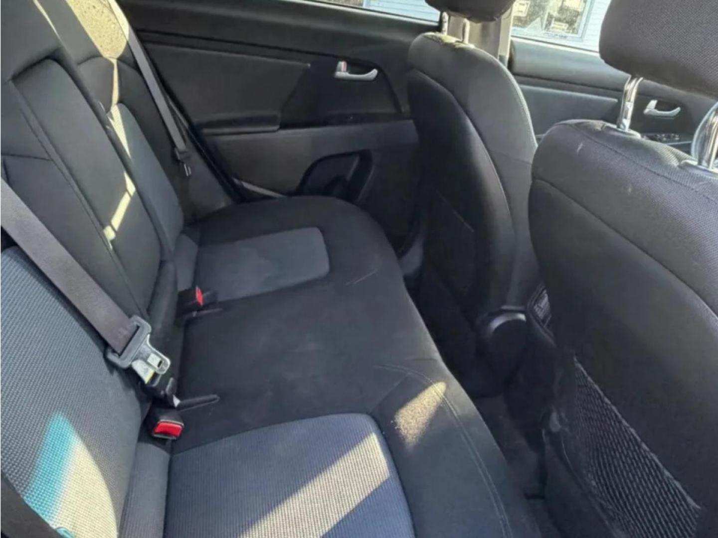 2016 Black /Black Kia Sportage LX AWD (KNDPBCAC1G7) with an 2.4L V6 DOHC 24V engine, 6-Speed Automatic transmission, located at 1010 N White Horse Pike, Stratford, NJ, 08084, (856) 262-9500, 39.838921, -75.011497- Photo#9