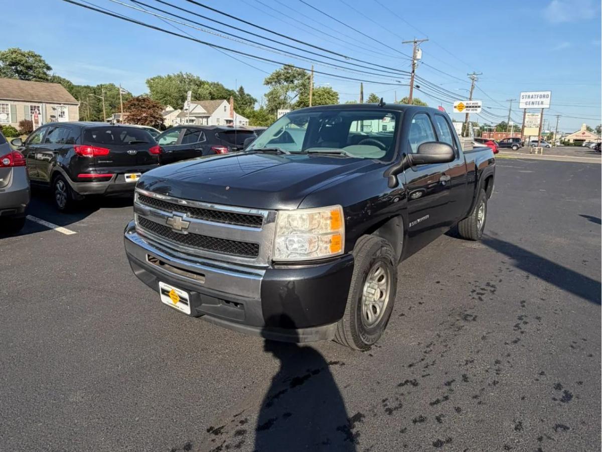 photo of 2009 Chevrolet Silverado 1500 Work Truck Ext. Cab Long Box 2WD