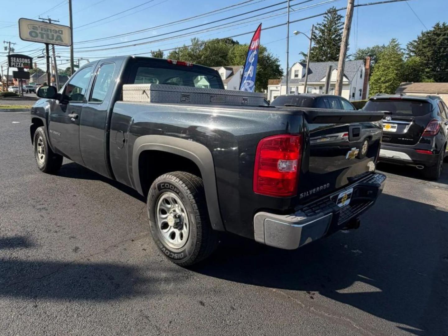 2009 Black /Tan Chevrolet Silverado 1500 Work Truck Ext. Cab Long Box 2WD (1GCEC19X39Z) with an 4.3L V6 OHV 12V engine, 4-Speed Automatic Overdrive transmission, located at 1010 N White Horse Pike, Stratford, NJ, 08084, (856) 262-9500, 39.838921, -75.011497 - Photo#8