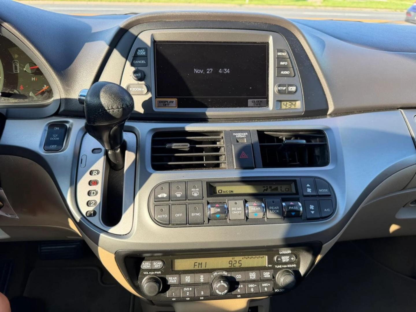 2010 Maroon /Beige Honda Odyssey EX-L w/ DVD (5FNRL3H79AB) with an 3.5L V6 SOHC 24V engine, 5A transmission, located at 1010 N White Horse Pike, Stratford, NJ, 08084, (856) 262-9500, 39.838921, -75.011497- Photo#9
