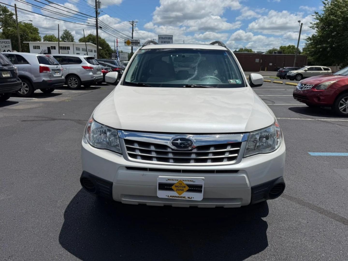 2012 White /Gray Subaru Forester 2.5X Premium (JF2SHADC9CH) with an 2.5L H4 SOHC 16V engine, 4-Speed Automatic transmission, located at 1010 N White Horse Pike, Stratford, NJ, 08084, (856) 262-9500, 39.838921, -75.011497- Photo#4