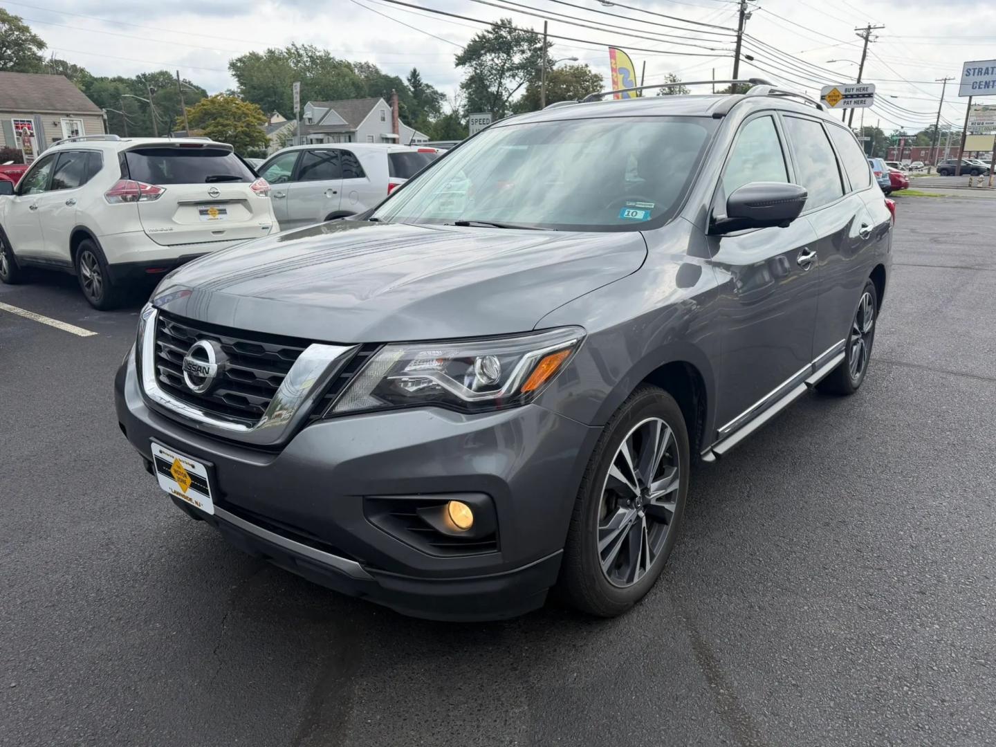 2019 Nissan Pathfinder S 4WD (5N1DR2MM0KC) with an 3.5L V6 DOHC 24V engine, CVT transmission, located at 1010 N White Horse Pike, Stratford, NJ, 08084, (856) 262-9500, 39.838921, -75.011497- Photo#7