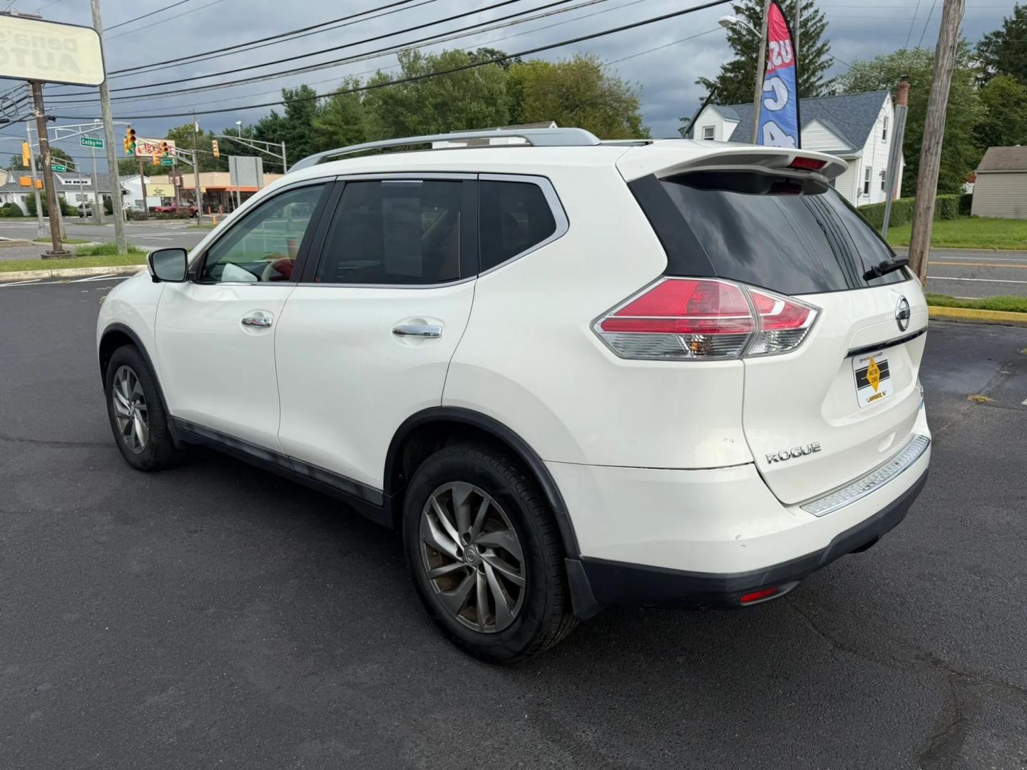2014 Nissan Rogue S AWD (5N1AT2MV2EC) with an 2.5L L4 DOHC 16V engine, CVT transmission, located at 1010 N White Horse Pike, Stratford, NJ, 08084, (856) 262-9500, 39.838921, -75.011497- Photo#7