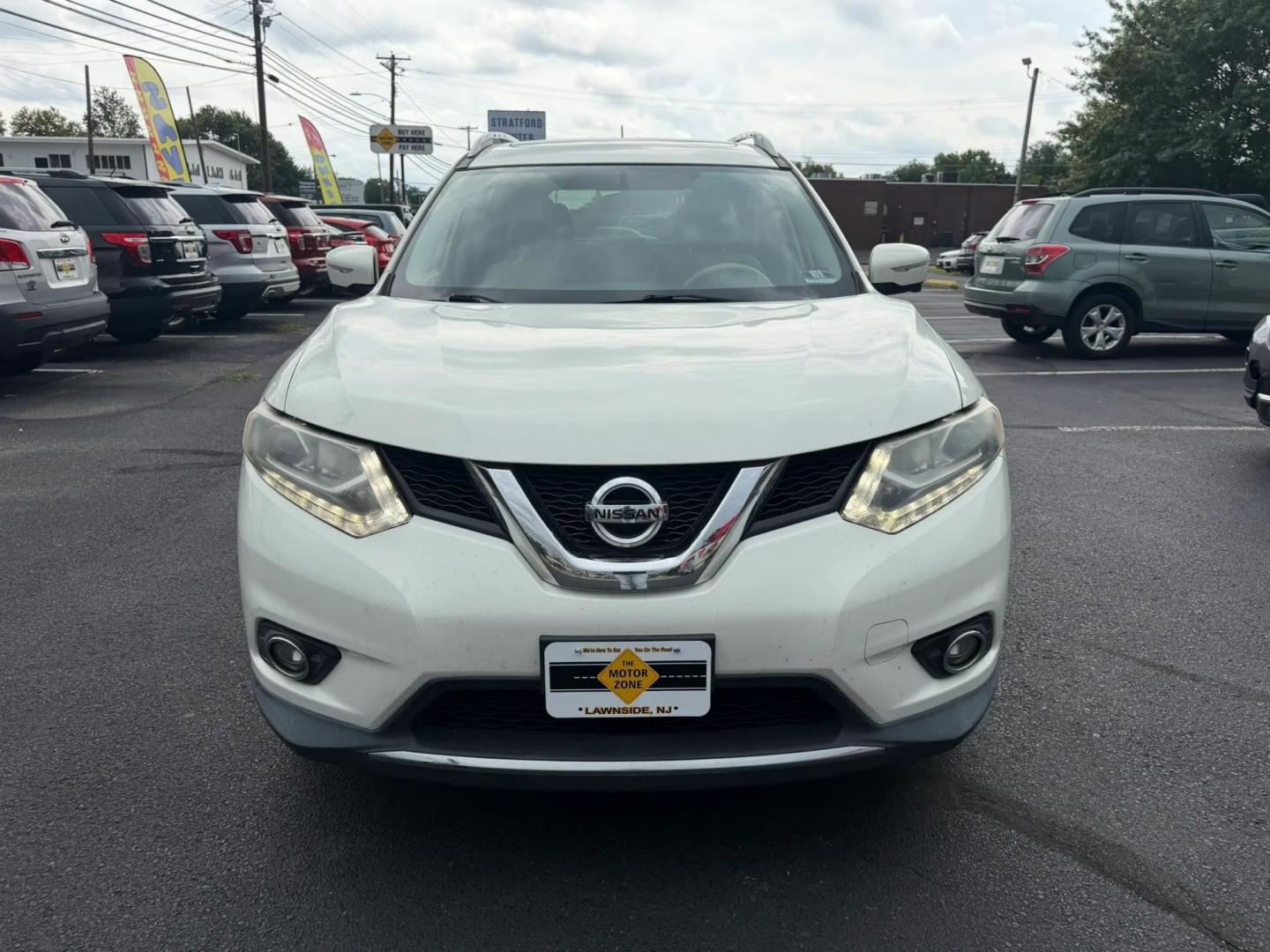 2014 Nissan Rogue S AWD (5N1AT2MV2EC) with an 2.5L L4 DOHC 16V engine, CVT transmission, located at 1010 N White Horse Pike, Stratford, NJ, 08084, (856) 262-9500, 39.838921, -75.011497- Photo#3