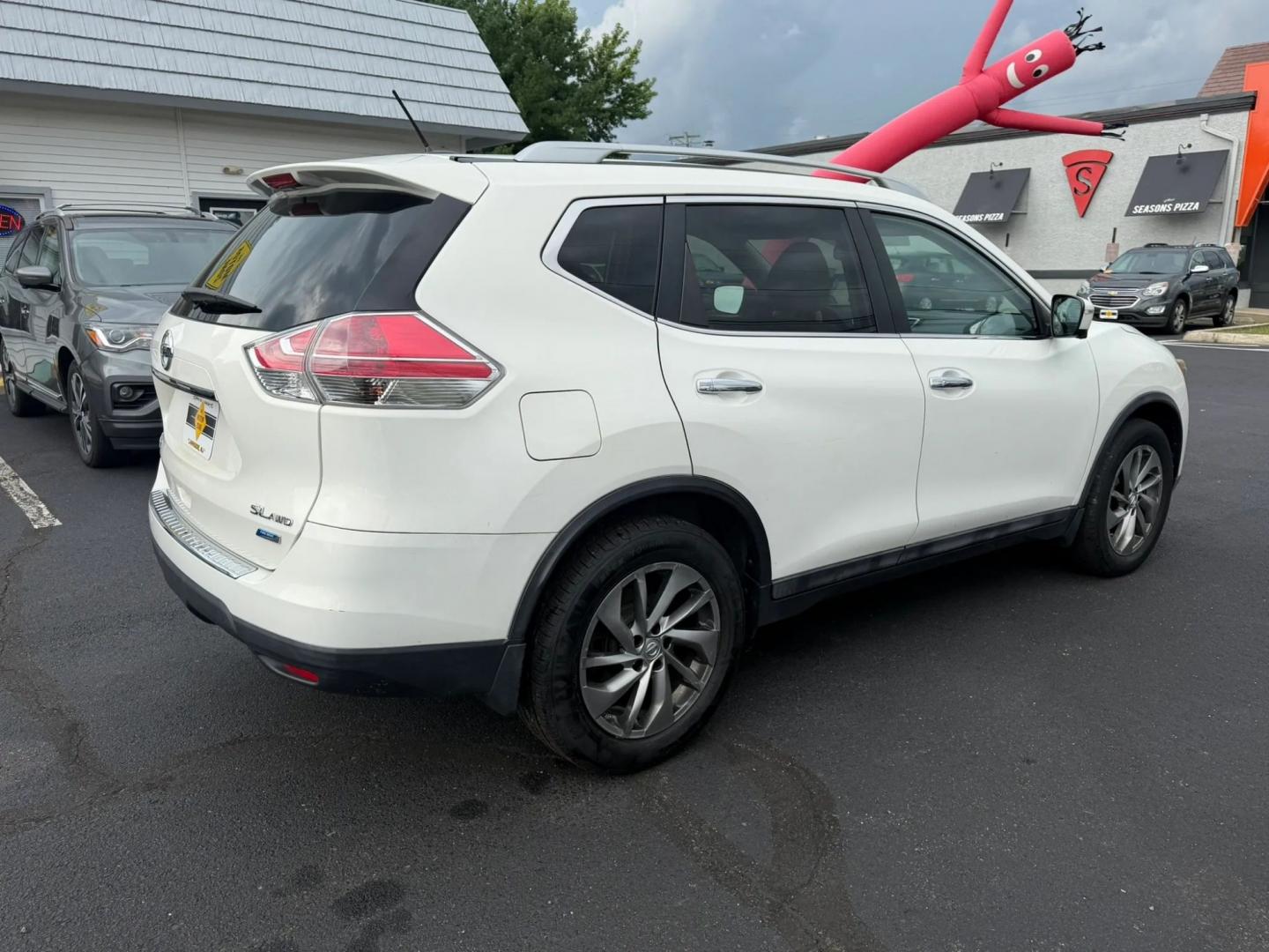 2014 Nissan Rogue S AWD (5N1AT2MV2EC) with an 2.5L L4 DOHC 16V engine, CVT transmission, located at 1010 N White Horse Pike, Stratford, NJ, 08084, (856) 262-9500, 39.838921, -75.011497- Photo#1
