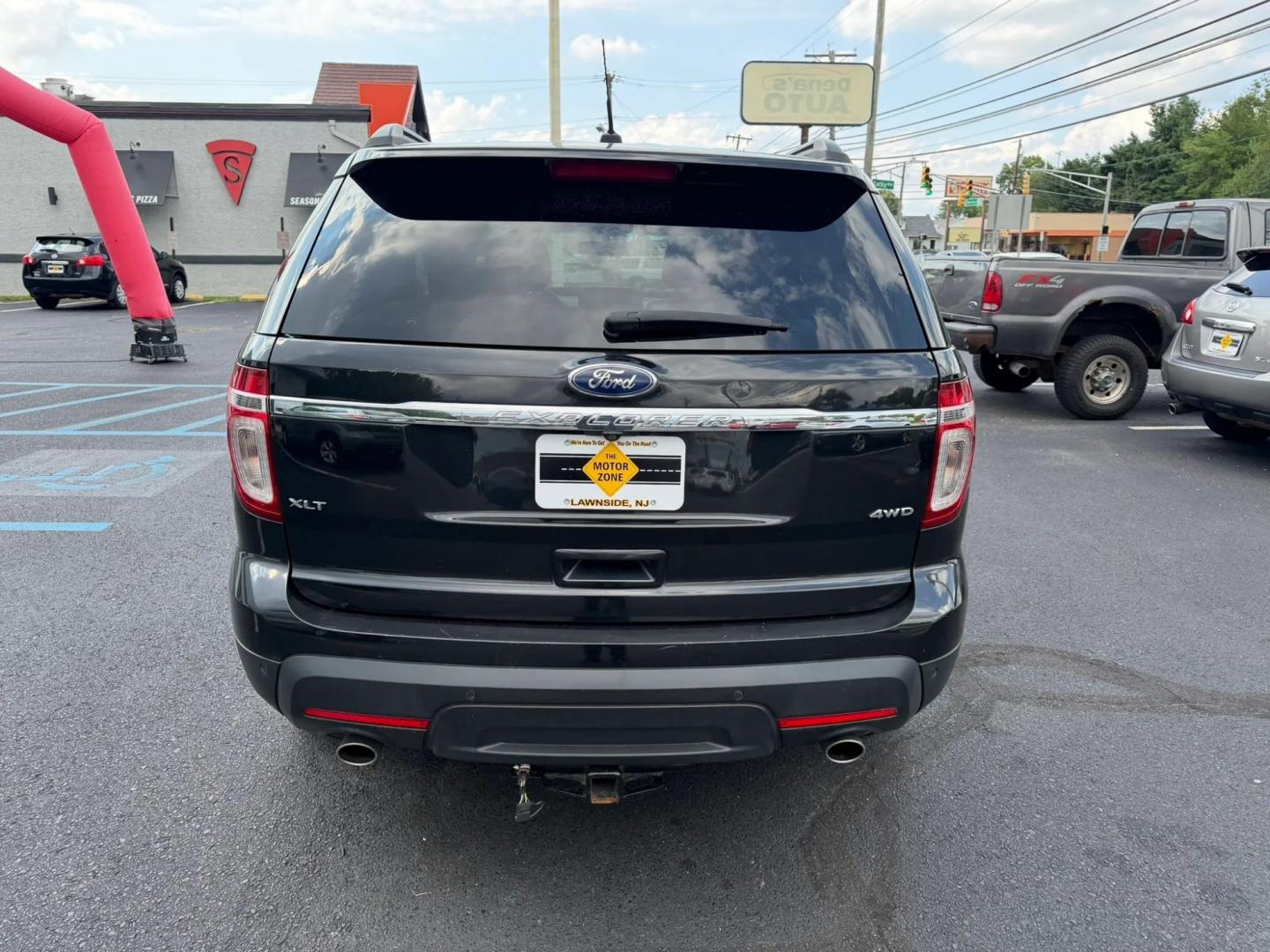 2015 Ford Explorer XLT 4WD (1FM5K8D86FG) with an 3.5L V6 DOHC 24V engine, 6-Speed Automatic transmission, located at 1010 N White Horse Pike, Stratford, NJ, 08084, (856) 262-9500, 39.838921, -75.011497- Photo#7