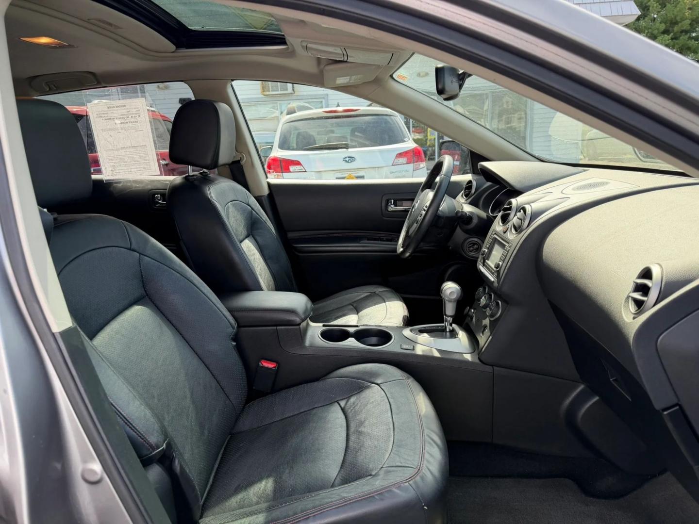 2013 Nissan Rogue S AWD (JN8AS5MV1DW) with an 2.5L L4 DOHC 16V engine, Continuously Variable Transmission transmission, located at 1010 N White Horse Pike, Stratford, NJ, 08084, (856) 262-9500, 39.838921, -75.011497- Photo#12