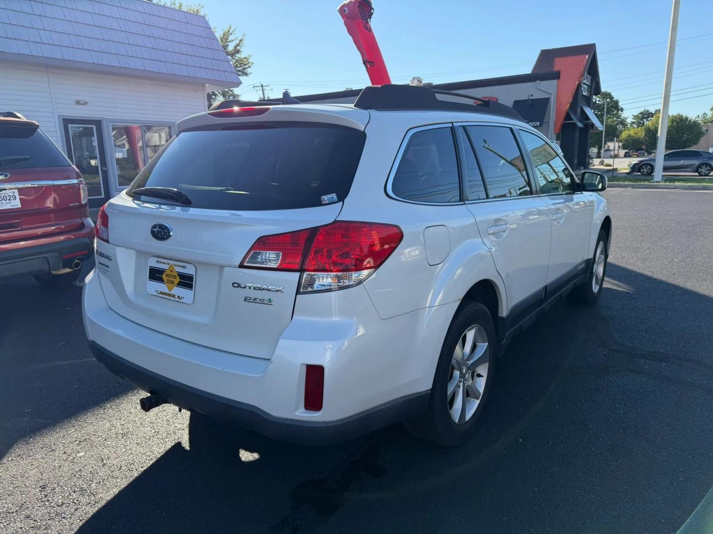 2014 Subaru Outback 2.5i Limited (4S4BRBKC3E3) with an 2.5L H4 DOHC 16V engine, located at 1010 N White Horse Pike, Stratford, NJ, 08084, (856) 262-9500, 39.838921, -75.011497- Photo#9