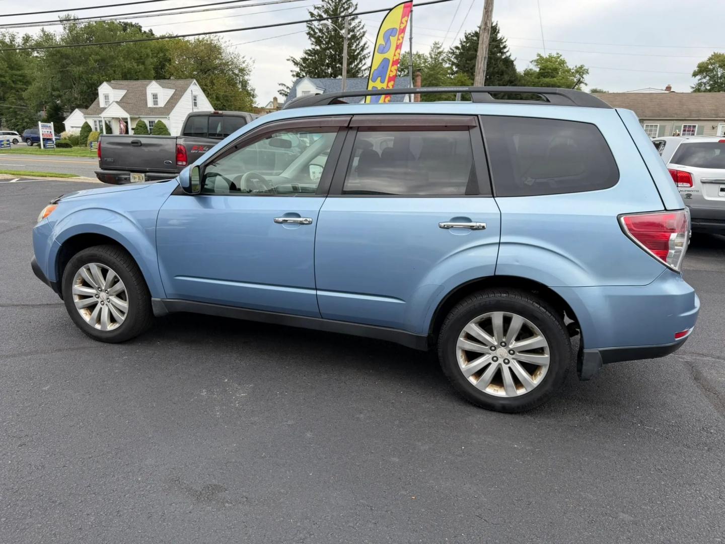 2012 Subaru Forester 2.5X Premium (JF2SHADCXCH) with an 2.5L H4 SOHC 16V engine, 4-Speed Automatic transmission, located at 1010 N White Horse Pike, Stratford, NJ, 08084, (856) 262-9500, 39.838921, -75.011497- Photo#5