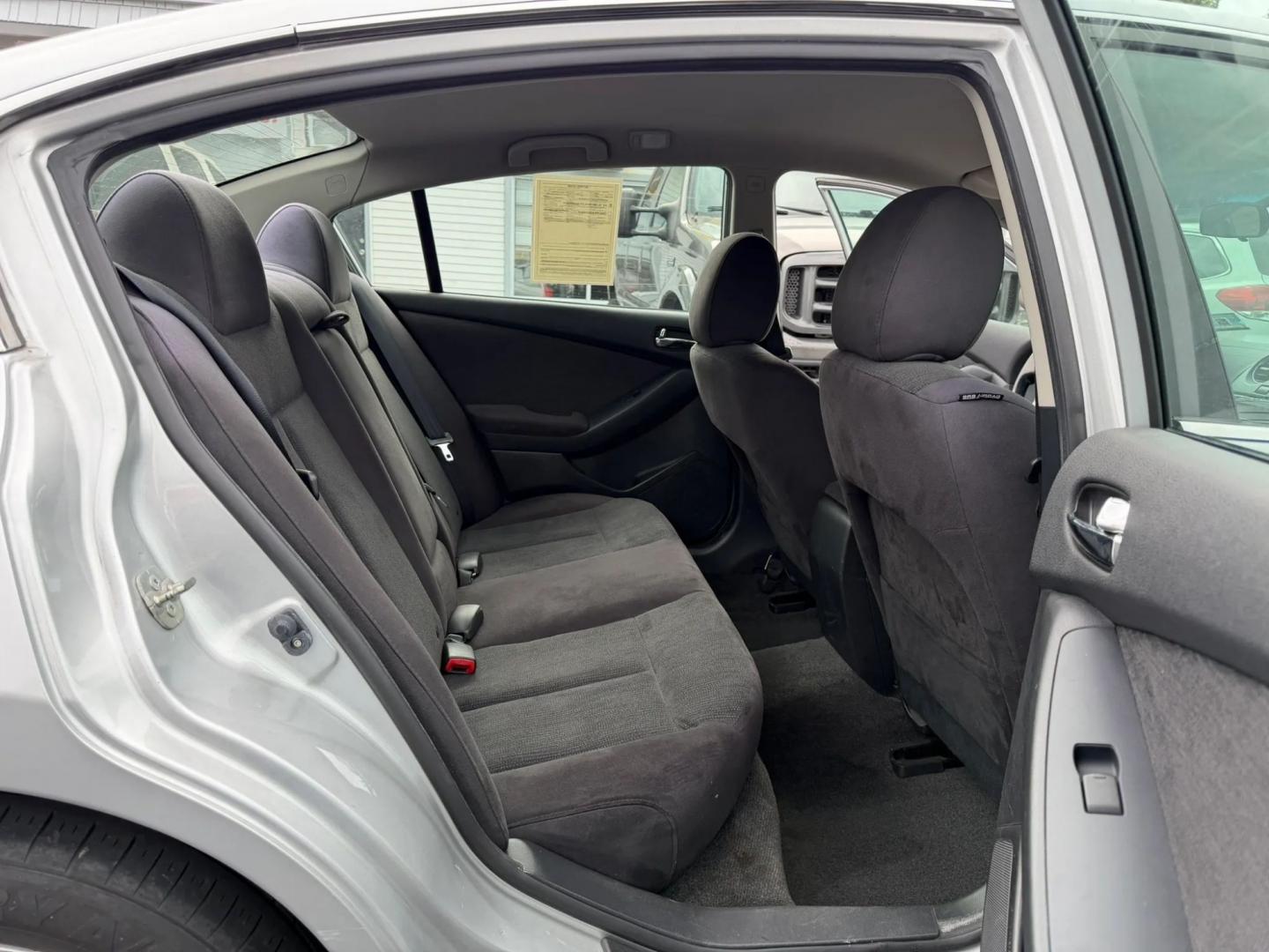 2012 Silver Nissan Altima 2.5 S (1N4AL2AP1CN) with an 2.5L L4 DOHC 16V engine, located at 1010 N White Horse Pike, Stratford, NJ, 08084, (856) 262-9500, 39.838921, -75.011497- Photo#10