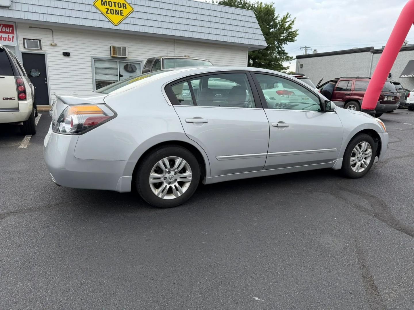2012 Silver Nissan Altima 2.5 S (1N4AL2AP1CN) with an 2.5L L4 DOHC 16V engine, located at 1010 N White Horse Pike, Stratford, NJ, 08084, (856) 262-9500, 39.838921, -75.011497- Photo#1
