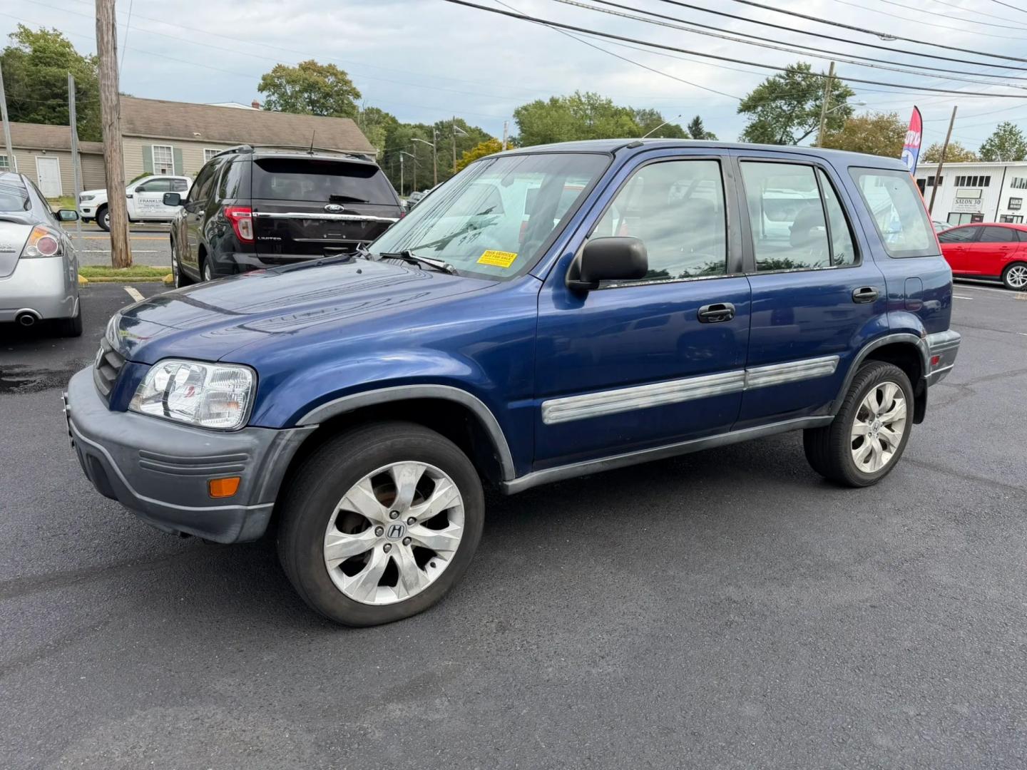 1999 Honda CR-V LX 4WD (JHLRD1844XC) with an 2.0L L4 DOHC 16V engine, 4A OD transmission, located at 1010 N White Horse Pike, Stratford, NJ, 08084, (856) 262-9500, 39.838921, -75.011497- Photo#7