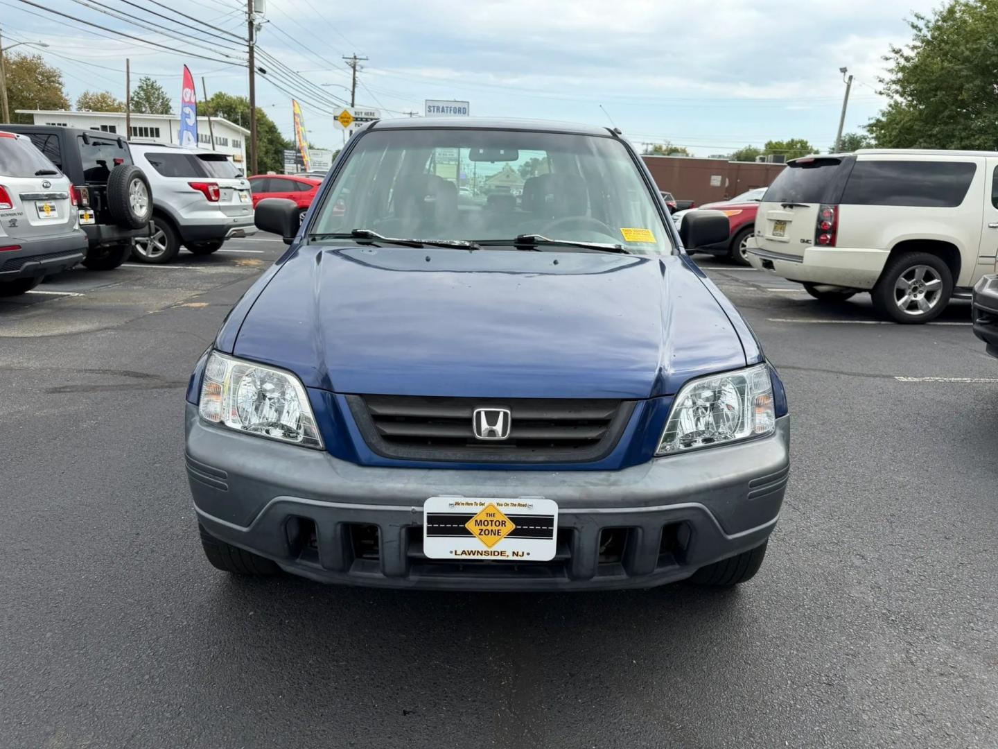 1999 Honda CR-V LX 4WD (JHLRD1844XC) with an 2.0L L4 DOHC 16V engine, 4A OD transmission, located at 1010 N White Horse Pike, Stratford, NJ, 08084, (856) 262-9500, 39.838921, -75.011497- Photo#8