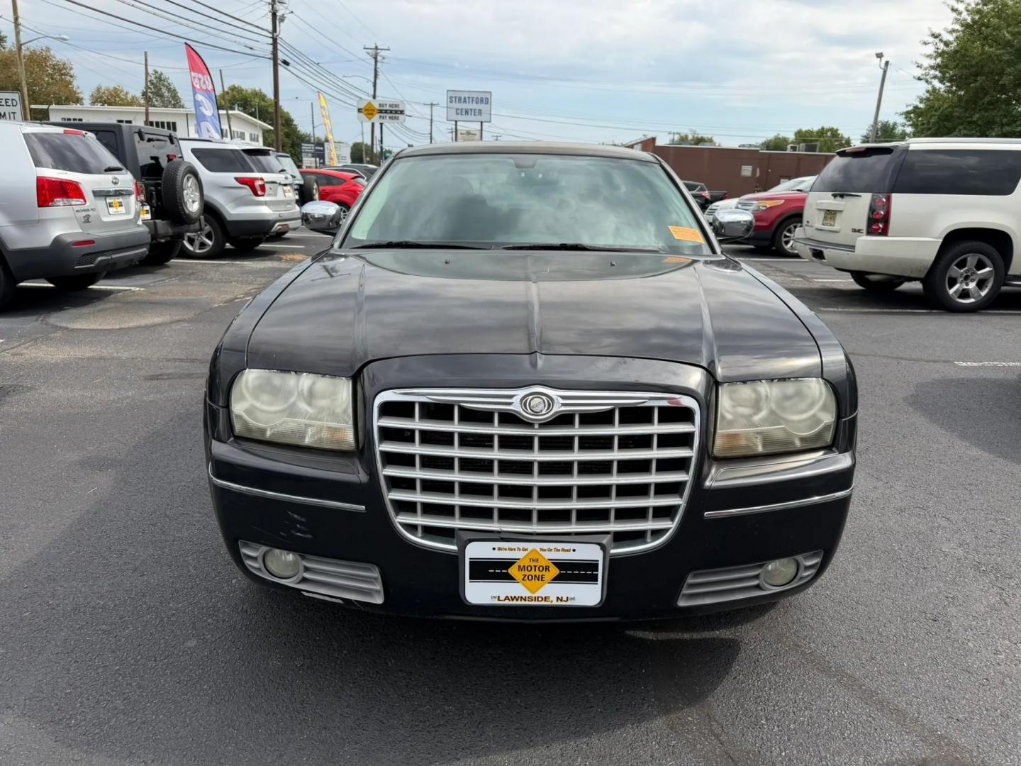 2010 Chrysler 300 LX (2C3CA4CDXAH) with an 2.7L V6 DOHC 24V engine, 4A transmission, located at 1010 N White Horse Pike, Stratford, NJ, 08084, (856) 262-9500, 39.838921, -75.011497- Photo#8