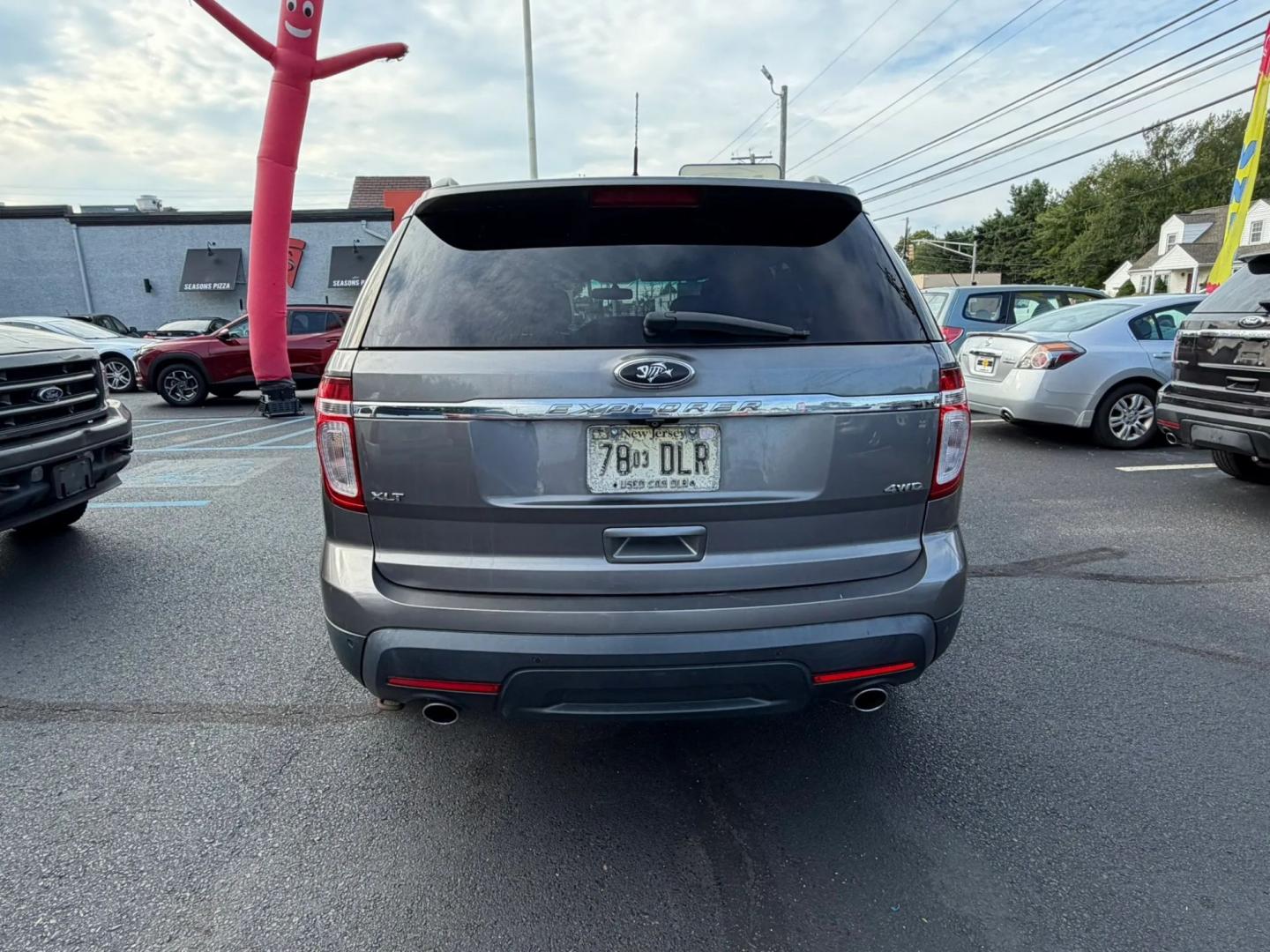 2013 Ford Explorer XLT 4WD (1FM5K8D82DG) with an 3.5L V6 DOHC 24V engine, 6-Speed Automatic transmission, located at 1010 N White Horse Pike, Stratford, NJ, 08084, (856) 262-9500, 39.838921, -75.011497- Photo#3
