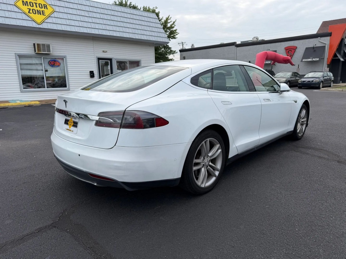 2014 White Tesla Model S Base (5YJSA1H19EF) with an ELECTRIC engine, 1A transmission, located at 1010 N White Horse Pike, Stratford, NJ, 08084, (856) 262-9500, 39.838921, -75.011497- Photo#2