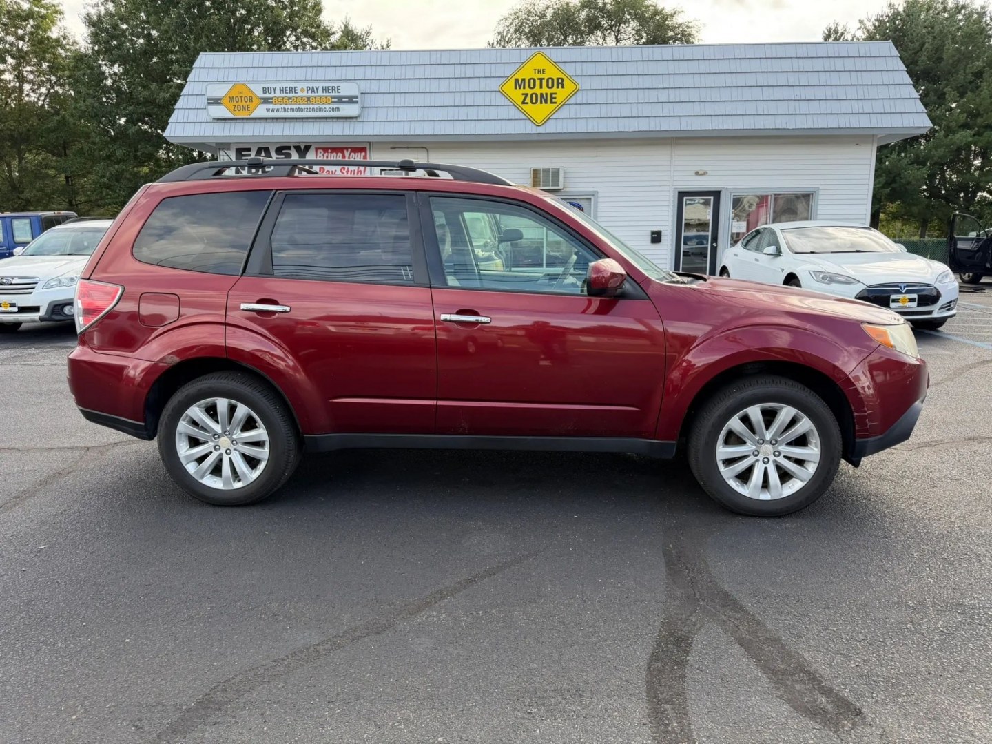 2012 Subaru Forester 2.5X Premium (JF2SHADC9CH) with an 2.5L H4 SOHC 16V engine, 4-Speed Automatic transmission, located at 1010 N White Horse Pike, Stratford, NJ, 08084, (856) 262-9500, 39.838921, -75.011497- Photo#0