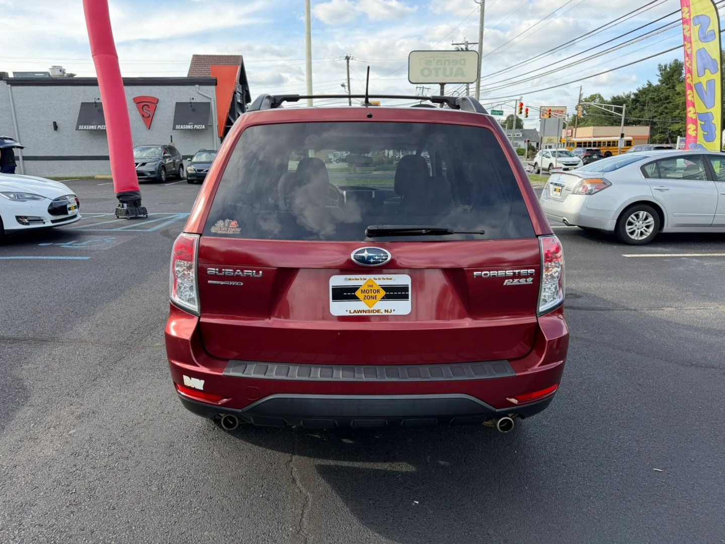 2012 Subaru Forester 2.5X Premium (JF2SHADC9CH) with an 2.5L H4 SOHC 16V engine, 4-Speed Automatic transmission, located at 1010 N White Horse Pike, Stratford, NJ, 08084, (856) 262-9500, 39.838921, -75.011497- Photo#3