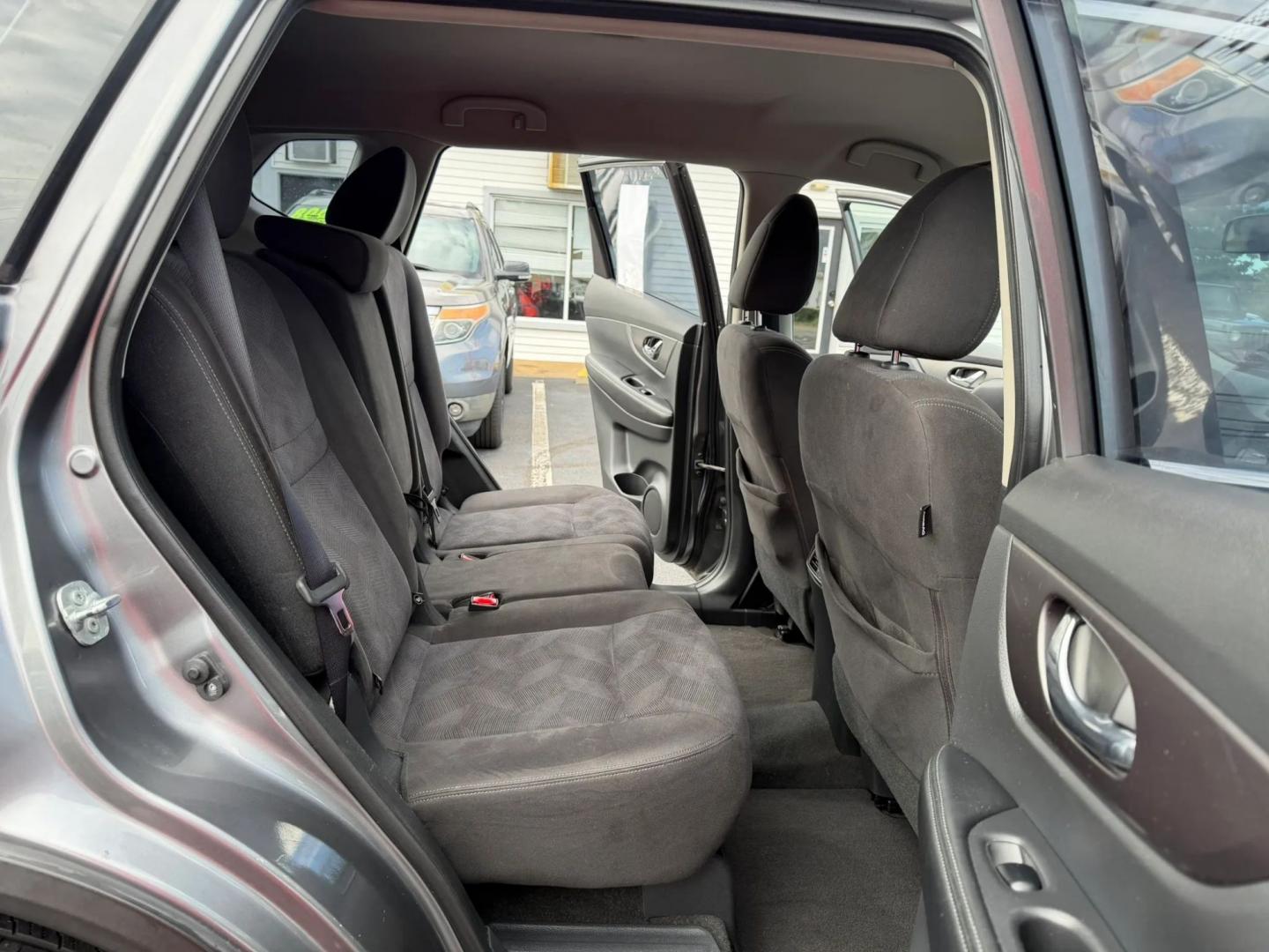 2015 Nissan Rogue S AWD (KNMAT2MV6FP) with an 2.5L L4 DOHC 16V engine, CVT transmission, located at 1010 N White Horse Pike, Stratford, NJ, 08084, (856) 262-9500, 39.838921, -75.011497- Photo#12