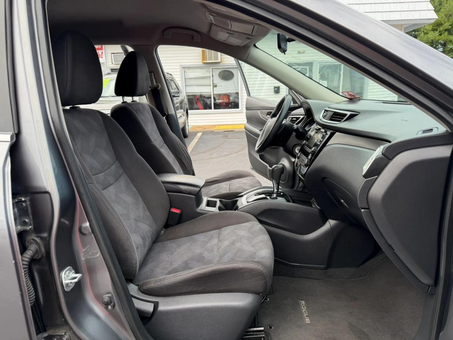 2015 Nissan Rogue S AWD (KNMAT2MV6FP) with an 2.5L L4 DOHC 16V engine, CVT transmission, located at 1010 N White Horse Pike, Stratford, NJ, 08084, (856) 262-9500, 39.838921, -75.011497- Photo#14