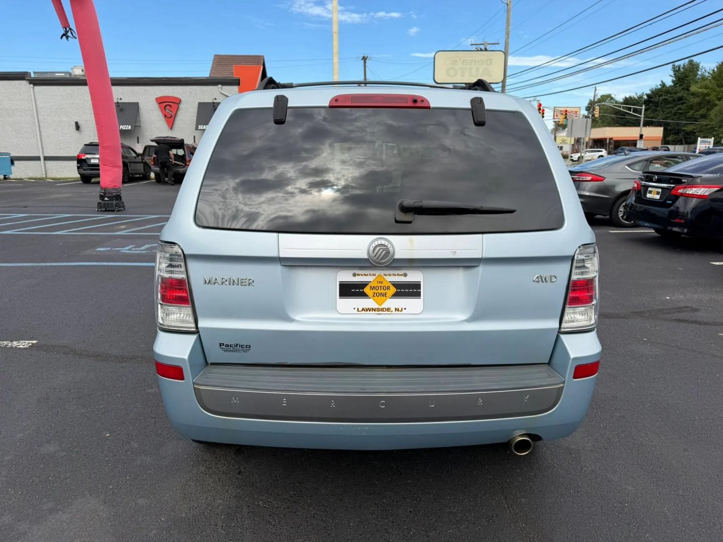 2009 Mercury Mariner I4 4WD (4M2CU91729K) with an 2.5L L4 DOHC 16V engine, 6A OD transmission, located at 1010 N White Horse Pike, Stratford, NJ, 08084, (856) 262-9500, 39.838921, -75.011497- Photo#3