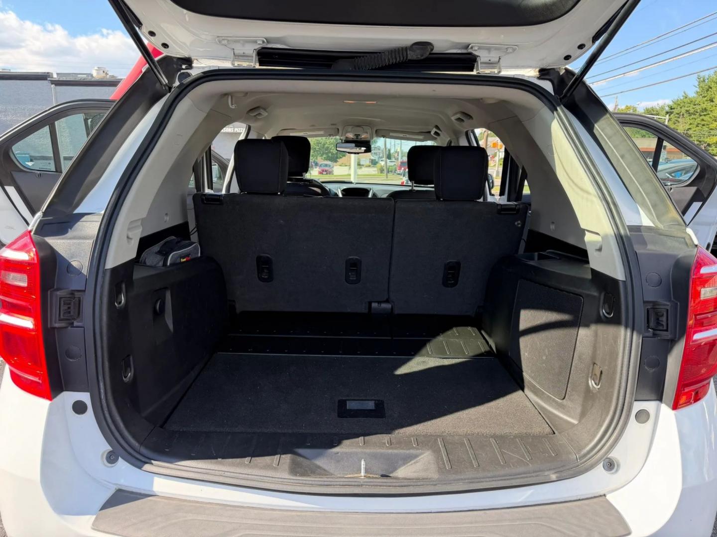 2017 Chevrolet Equinox LS 2WD (2GNALBEK6H1) with an 2.4L L4 DOHC 16V FFV engine, 6A transmission, located at 1010 N White Horse Pike, Stratford, NJ, 08084, (856) 262-9500, 39.838921, -75.011497- Photo#18