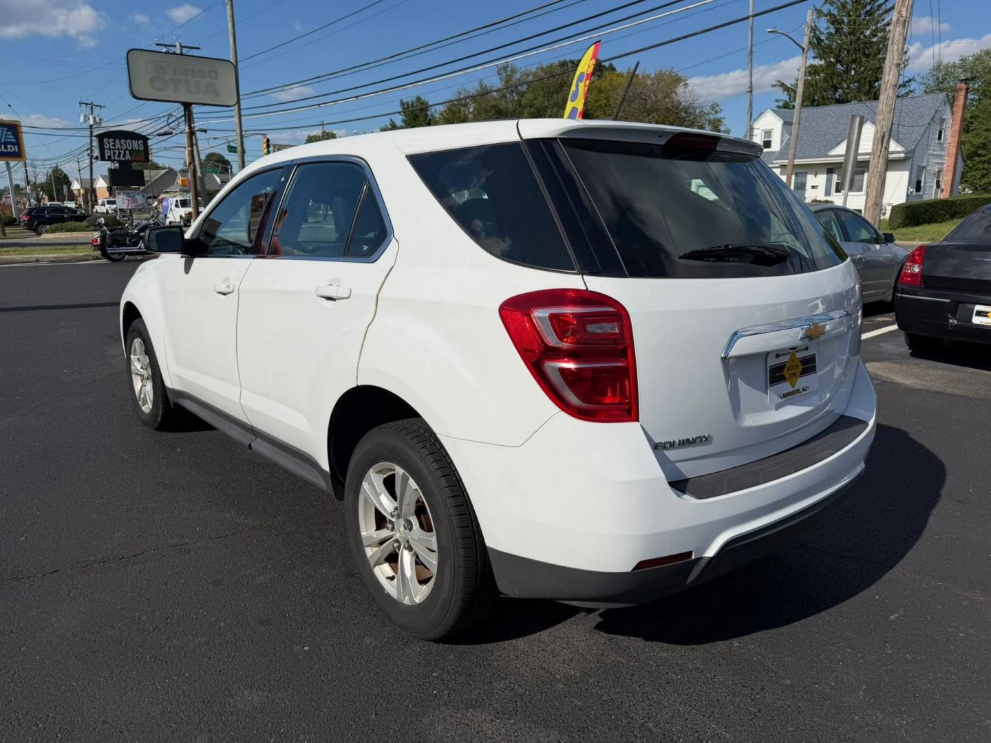 2017 Chevrolet Equinox LS 2WD (2GNALBEK6H1) with an 2.4L L4 DOHC 16V FFV engine, 6A transmission, located at 1010 N White Horse Pike, Stratford, NJ, 08084, (856) 262-9500, 39.838921, -75.011497- Photo#4