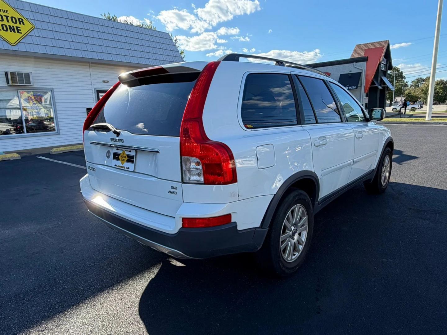 2008 Volvo XC90 3.2 AWD (YV4CM982081) with an 3.2L L6 DOHC 24V engine, 6A OD transmission, located at 1010 N White Horse Pike, Stratford, NJ, 08084, (856) 262-9500, 39.838921, -75.011497- Photo#2