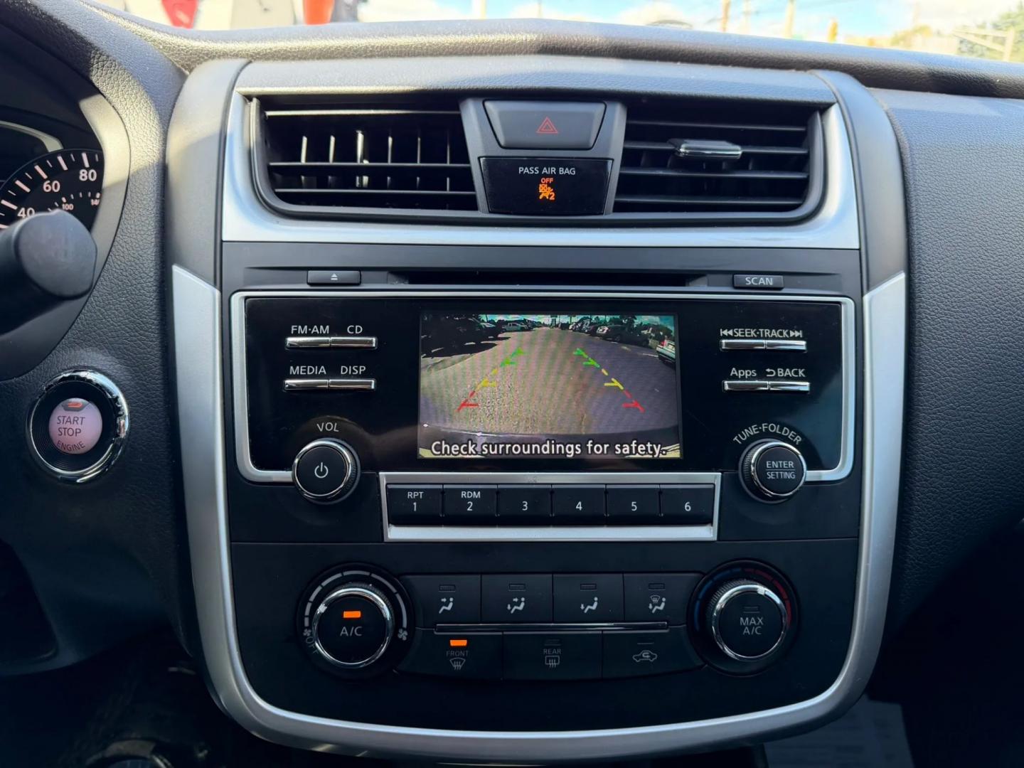 2016 Nissan Altima 2.5 SL (1N4AL3AP9GC) with an 2.5L L4 DOHC 16V engine, CVT transmission, located at 1010 N White Horse Pike, Stratford, NJ, 08084, (856) 262-9500, 39.838921, -75.011497- Photo#11
