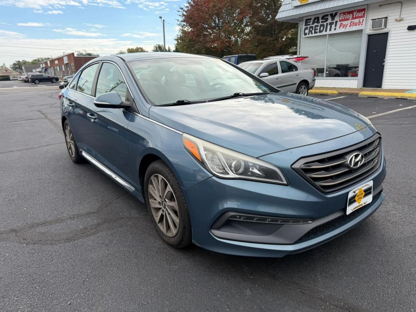 2015 Hyundai Sonata Sport (5NPE34AF7FH) with an 2.4L L4 DOHC 16V engine, 6A transmission, located at 1010 N White Horse Pike, Stratford, NJ, 08084, (856) 262-9500, 39.838921, -75.011497- Photo#4