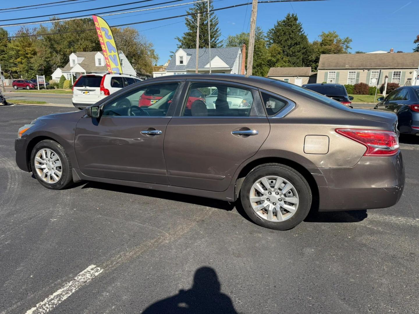 2013 Nissan Altima 2.5 S (1N4AL3AP6DC) with an 2.5L L4 DOHC 16V engine, located at 1010 N White Horse Pike, Stratford, NJ, 08084, (856) 262-9500, 39.838921, -75.011497- Photo#6